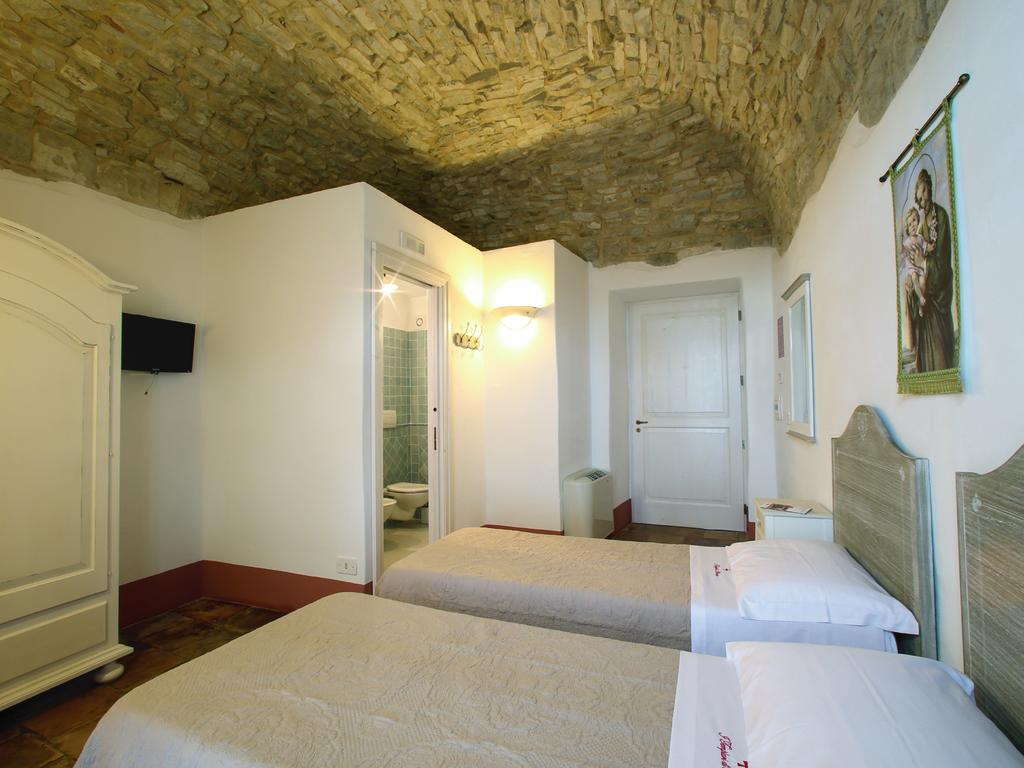 I Templari Di Alberona Hotel Bilik gambar