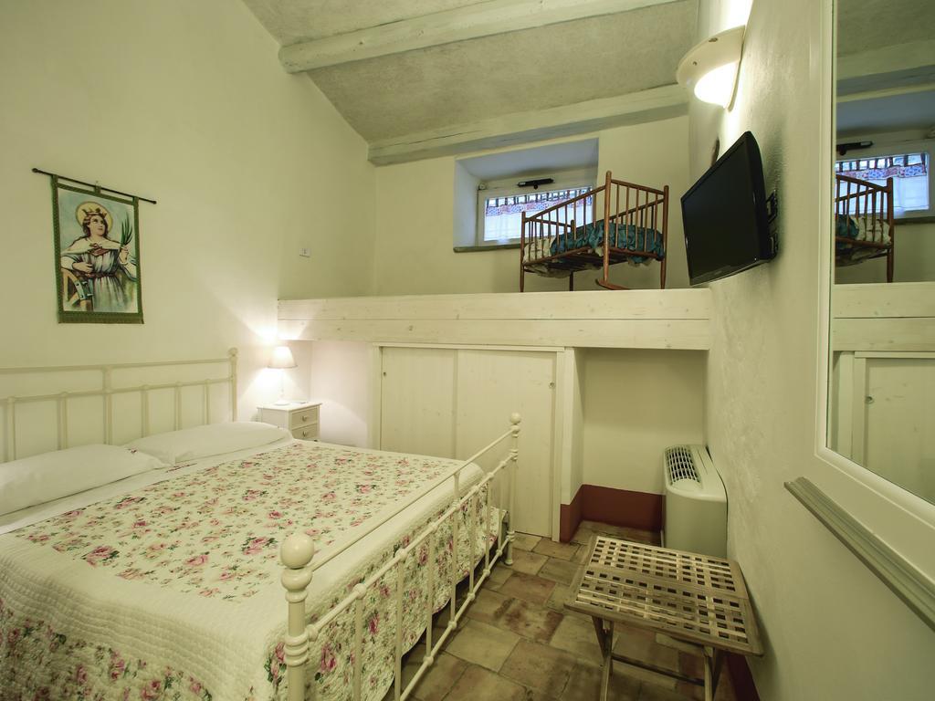 I Templari Di Alberona Hotel Bilik gambar